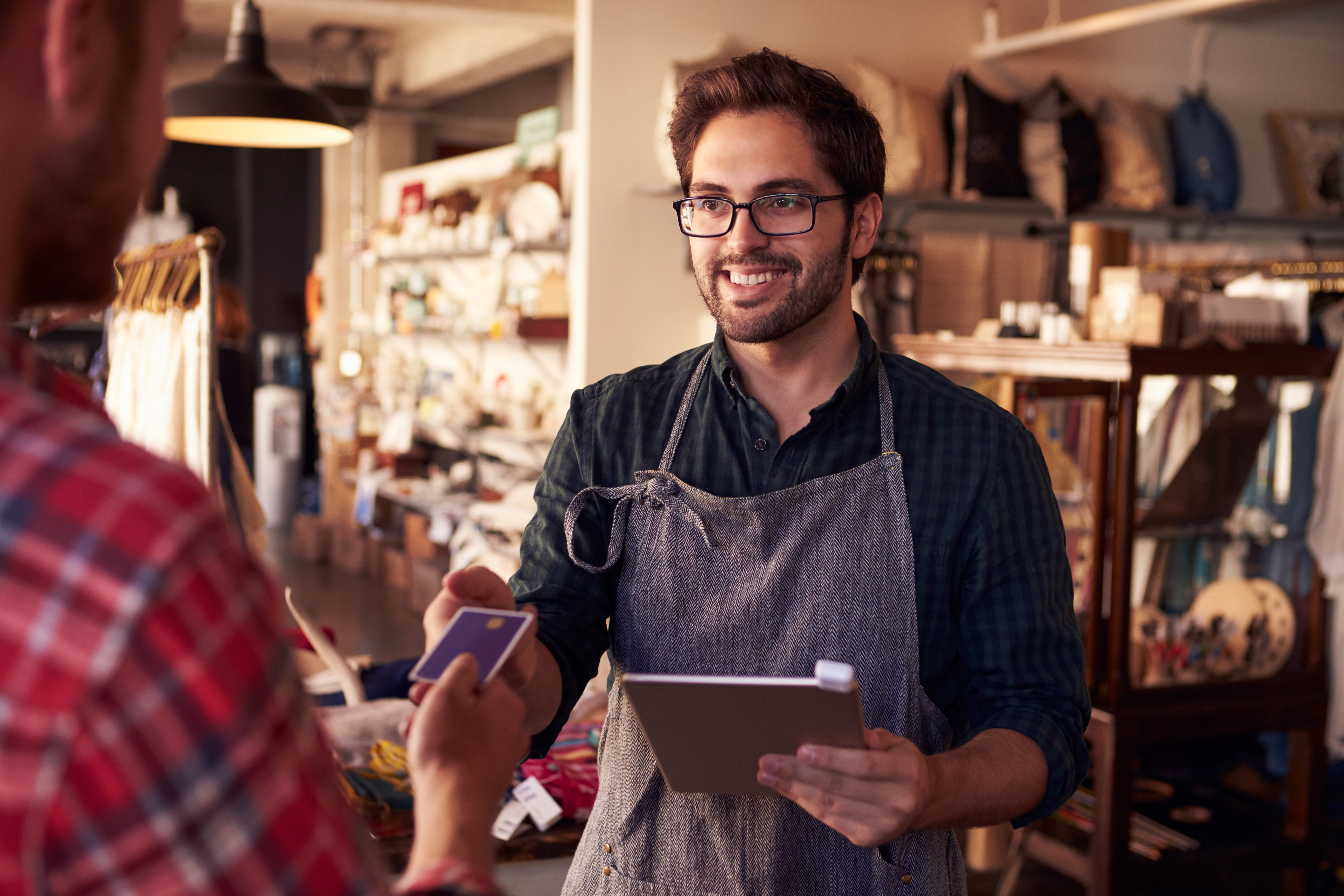 A retail owner that received a start-up business cash advance